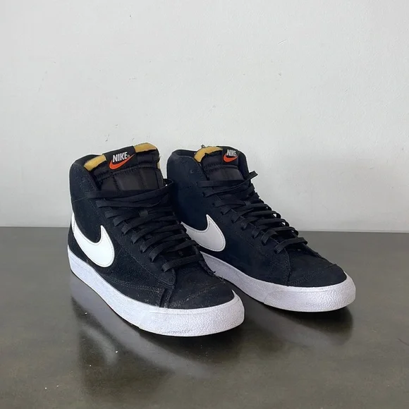 Shoes | Nike Blazer Mis 77 Suede Mens Size 85 Black White  display picture 3